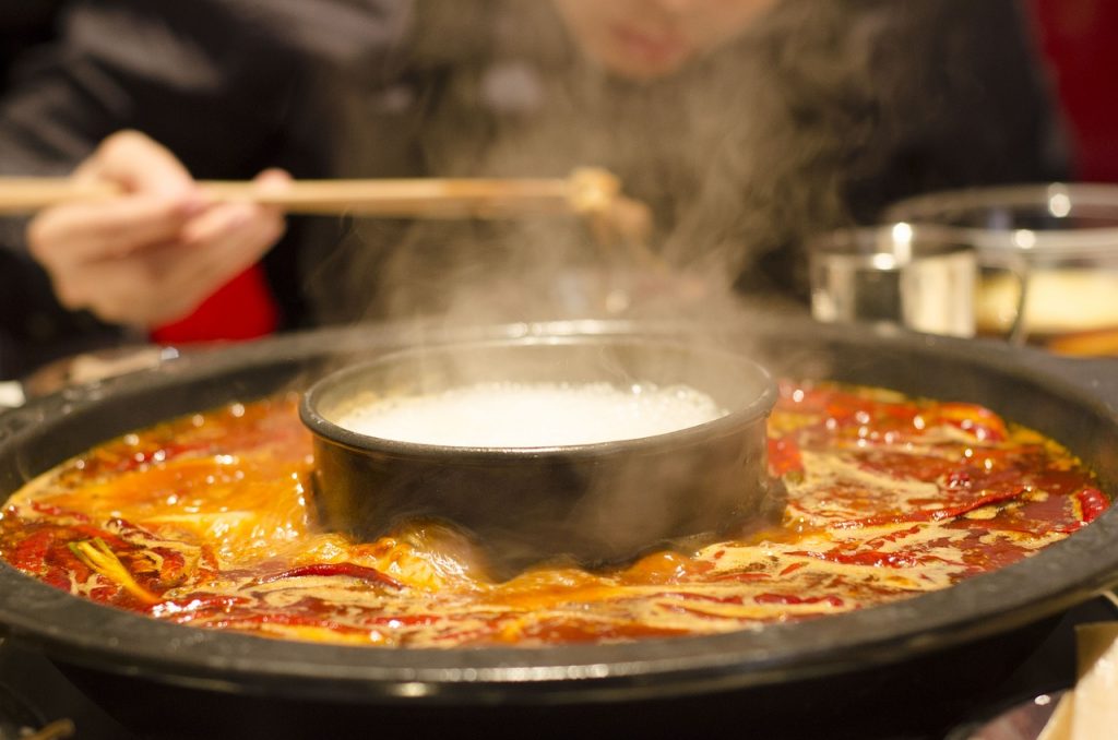 Hot Pot Tips: How To Eat Hot Pot Like A Pro | TouristSecrets