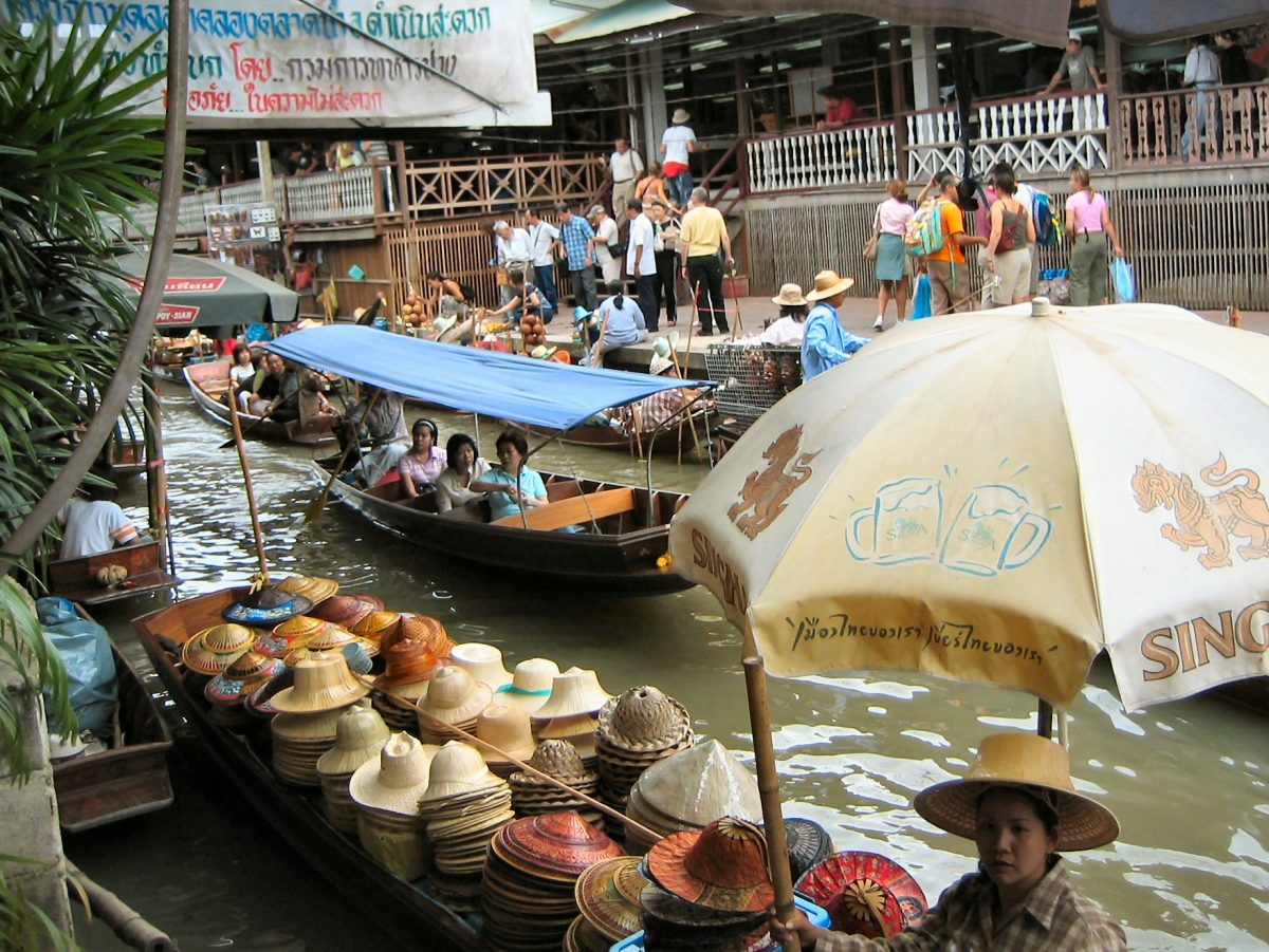 Taling Chan Floating Market In Bangkok - All You Need To Know ...