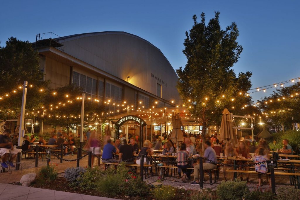 Top 8 Beer Gardens To Drink Your Thirst Away In The U.S. | TouristSecrets