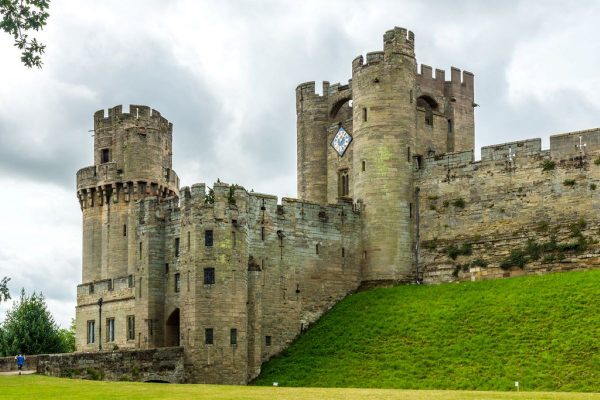 Warwick Castle: All You Need To Know In 5 Minutes | TouristSecrets