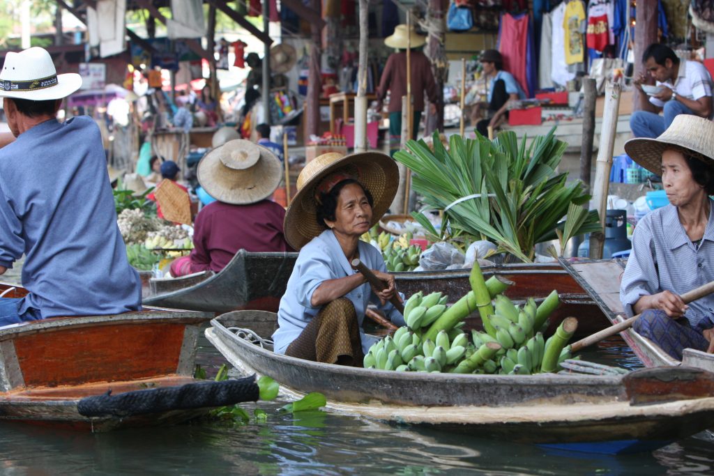 Top 5 Floating Markets In Bangkok | TouristSecrets