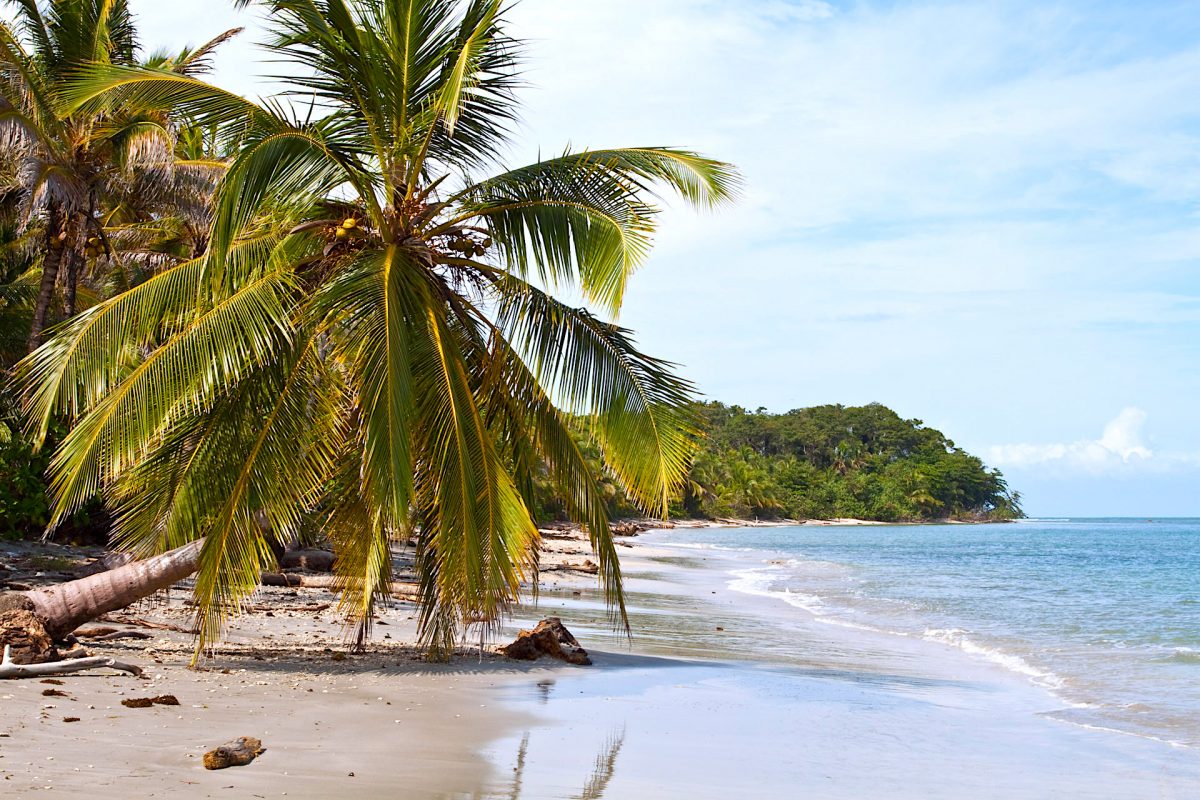 Top 10 Costa Rica Beaches To VIsit For A Relaxing Vacation