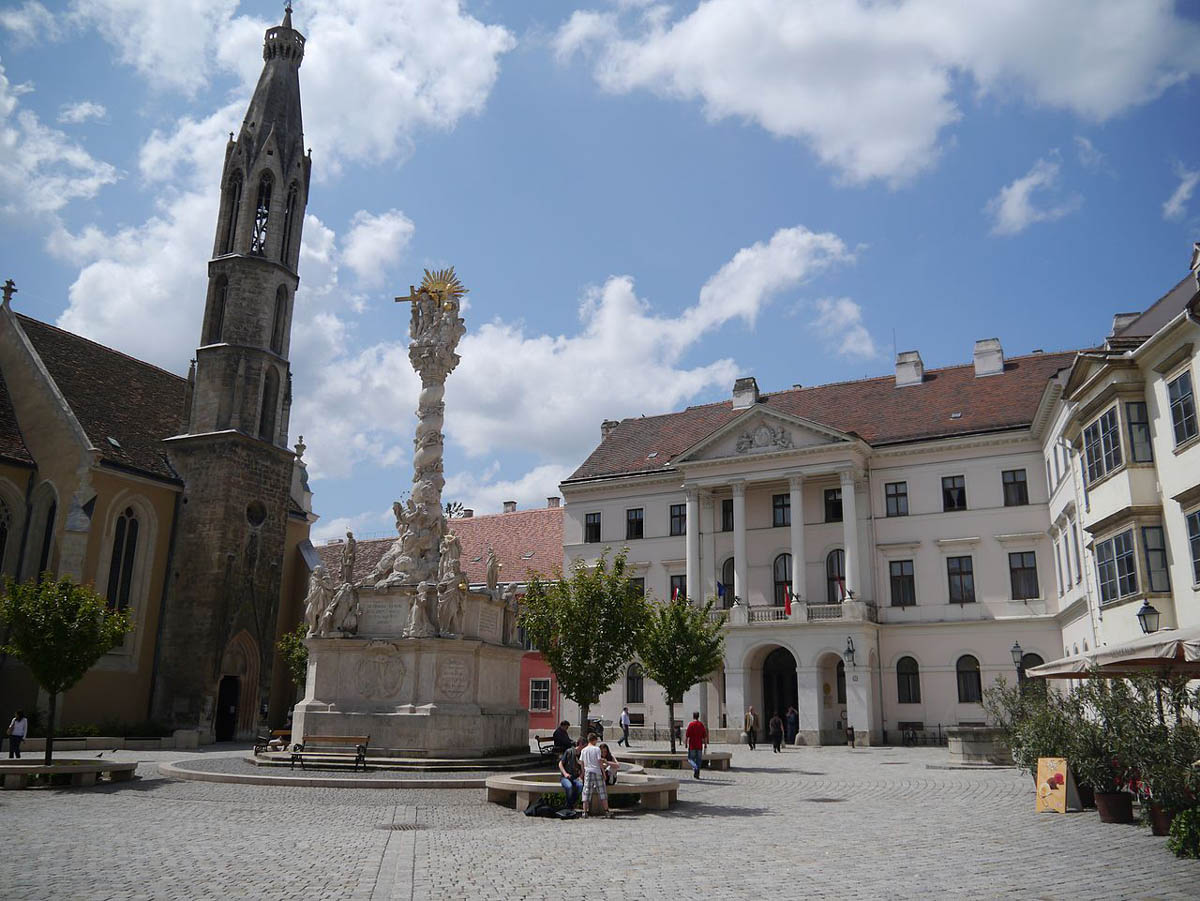 Sopron Plaza