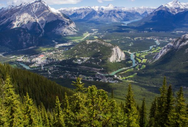 Best Things To Do In Banff On A Day Trip | TouristSecrets