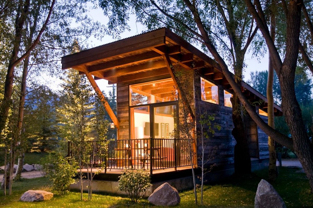 Fireside Resort's wedge cabin against the outdoors