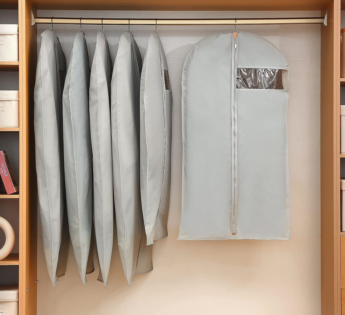 How to Use SunHorde Hanging Vacuum Storage Bags? 