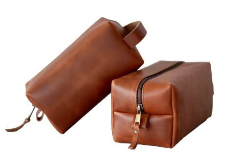 VELLAIRE Leather Toiletry Bag