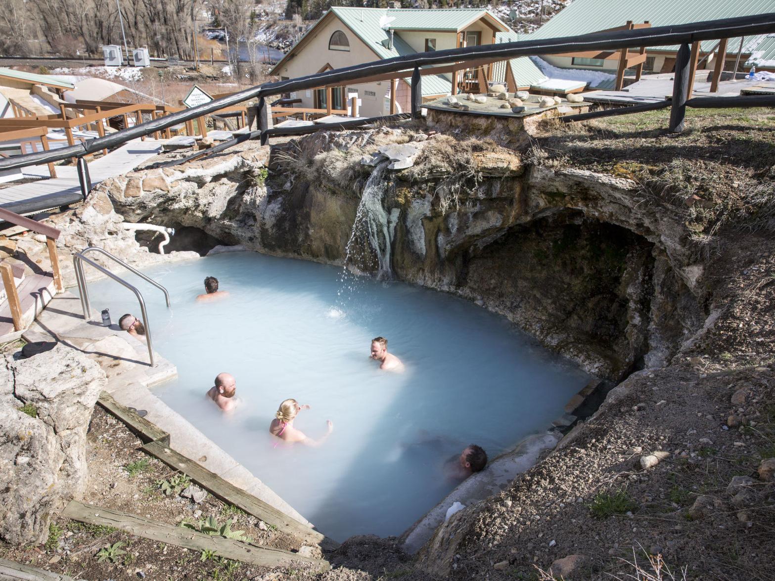 A Relaxing Getaway In Hot Sulfur Springs Colorado | TouristSecrets