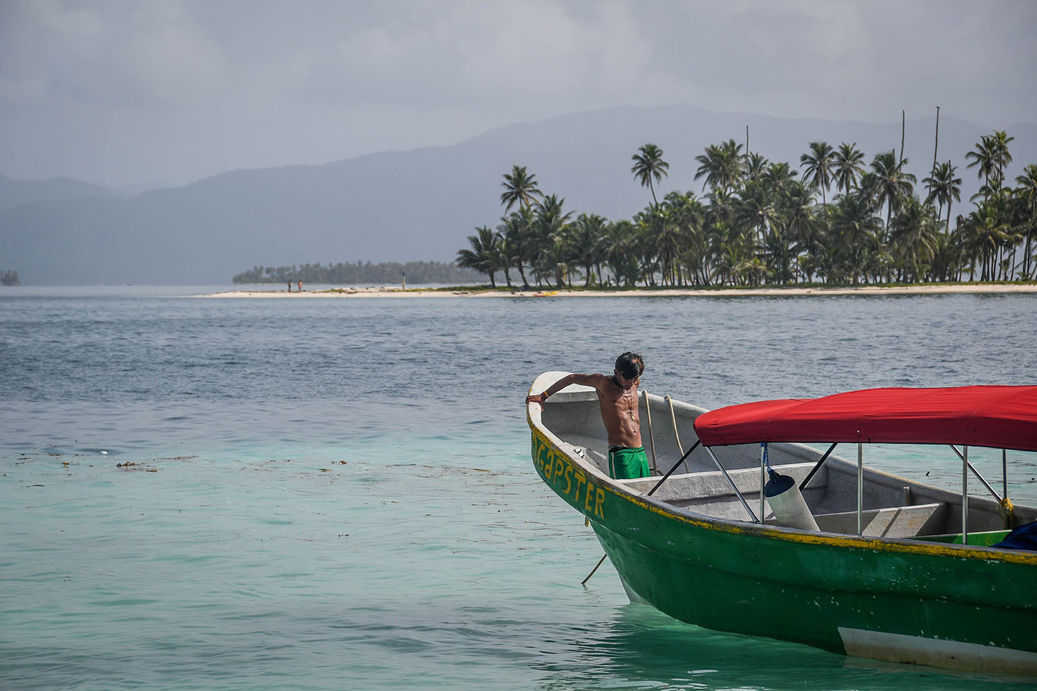 panama to colombia sailboat