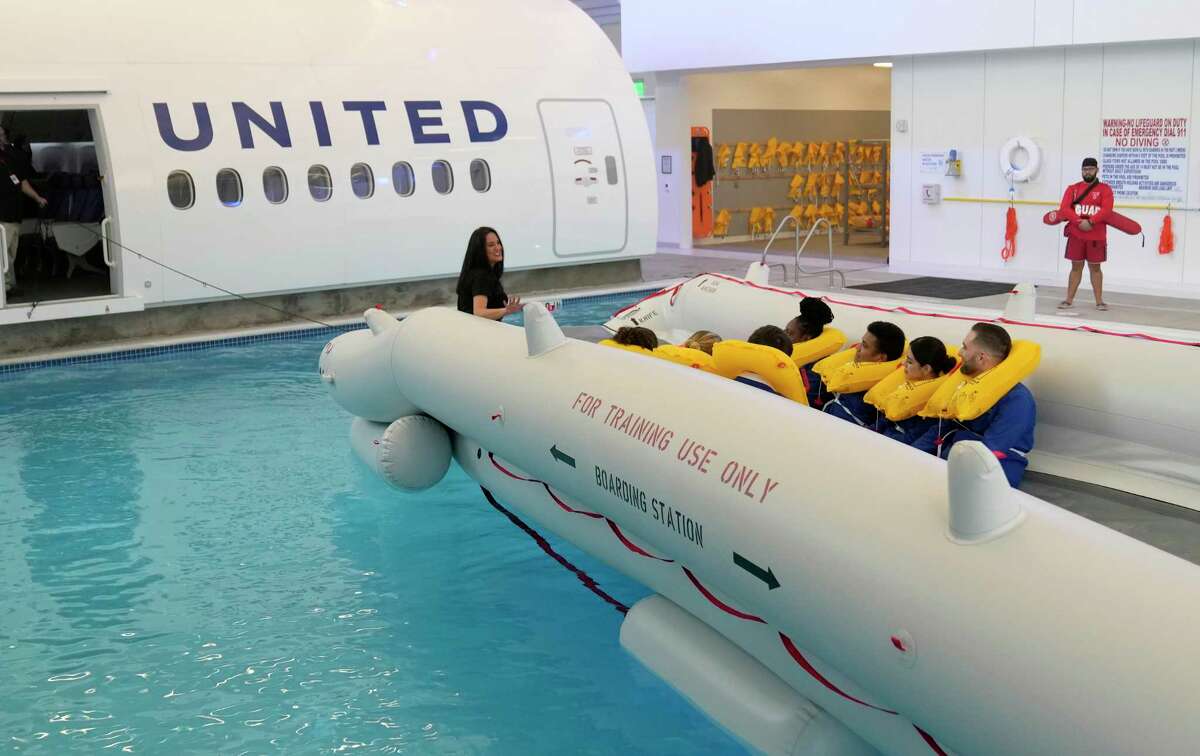 12 Amazing Inflatable Airplane Seat Cushion for 2023