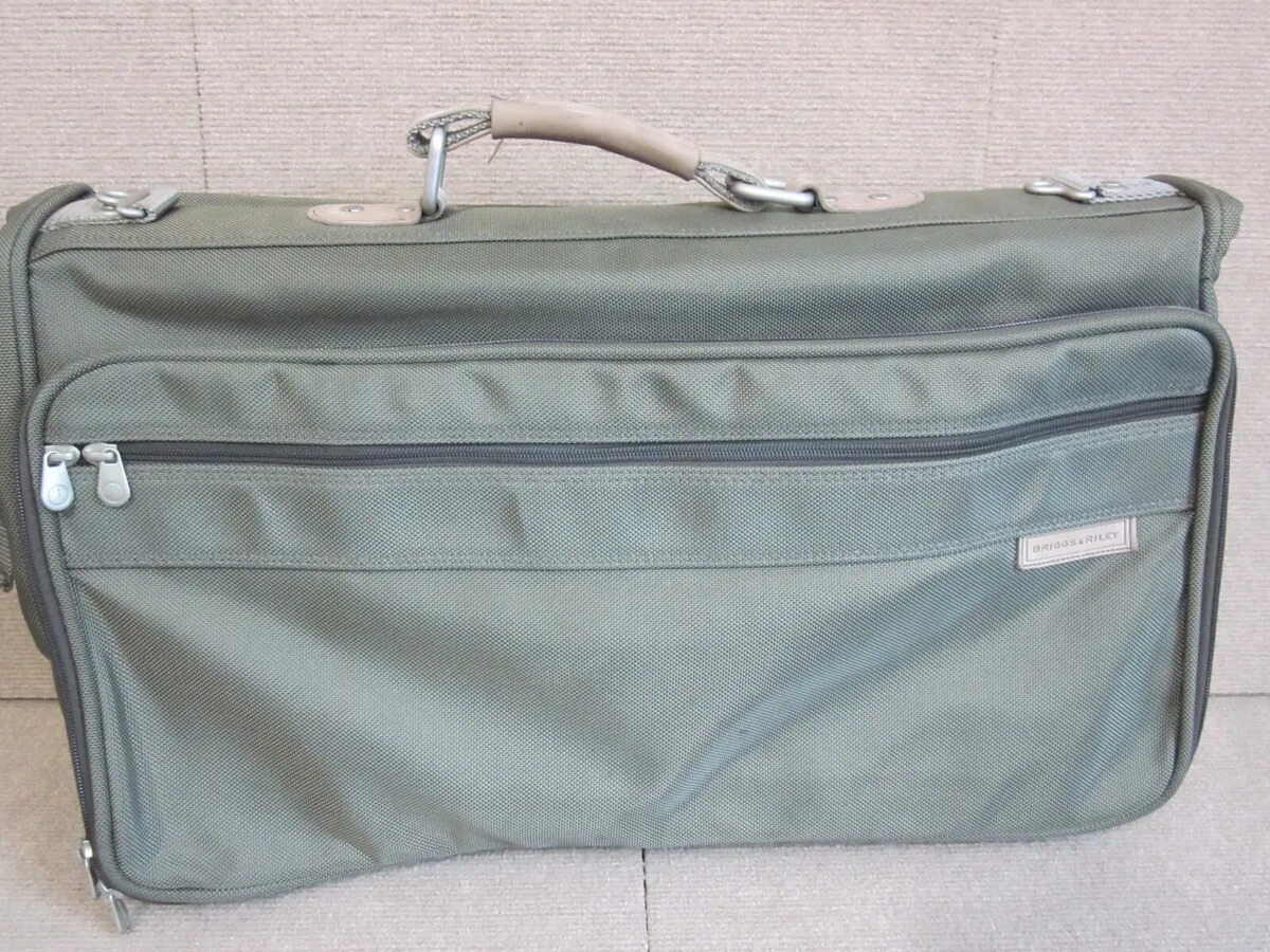 13 Amazing Briggs And Riley Baseline Compact Garment Bag for 2023 ...