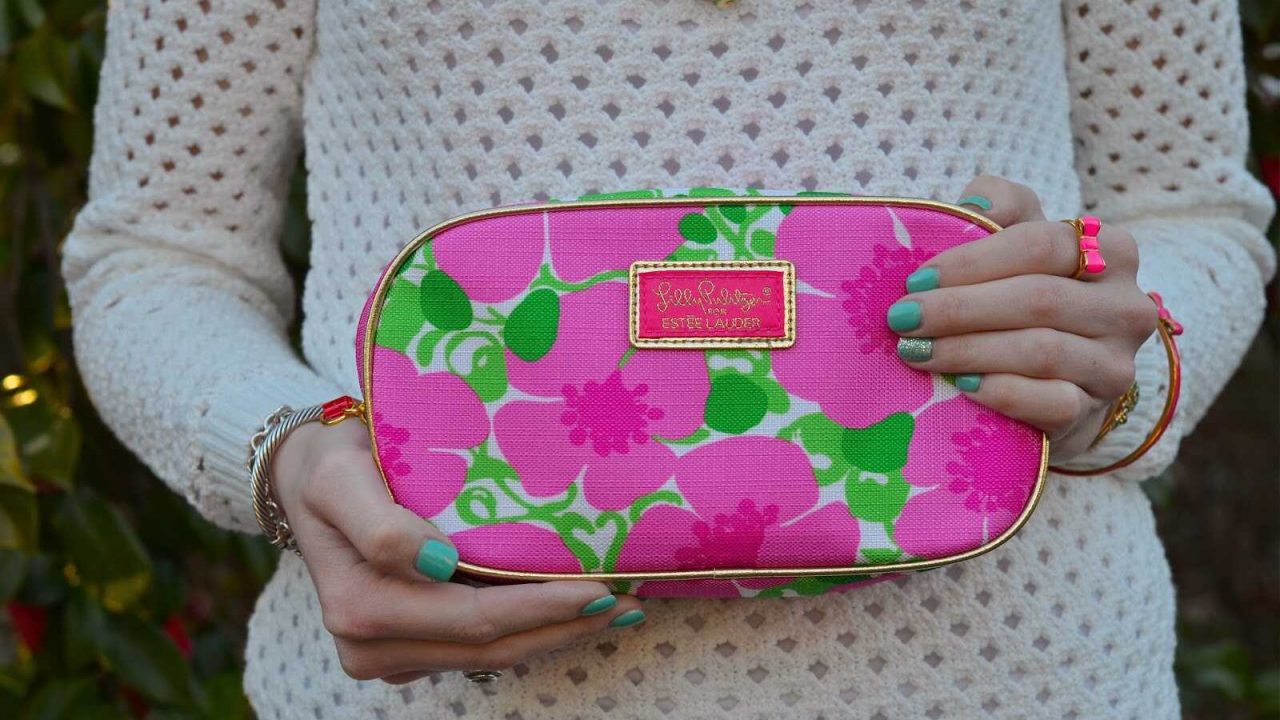 Lilly Pulitzer Pink Pencil Pouch Holder, Cute Travel Bag/Case (Viva La  Lilly)
