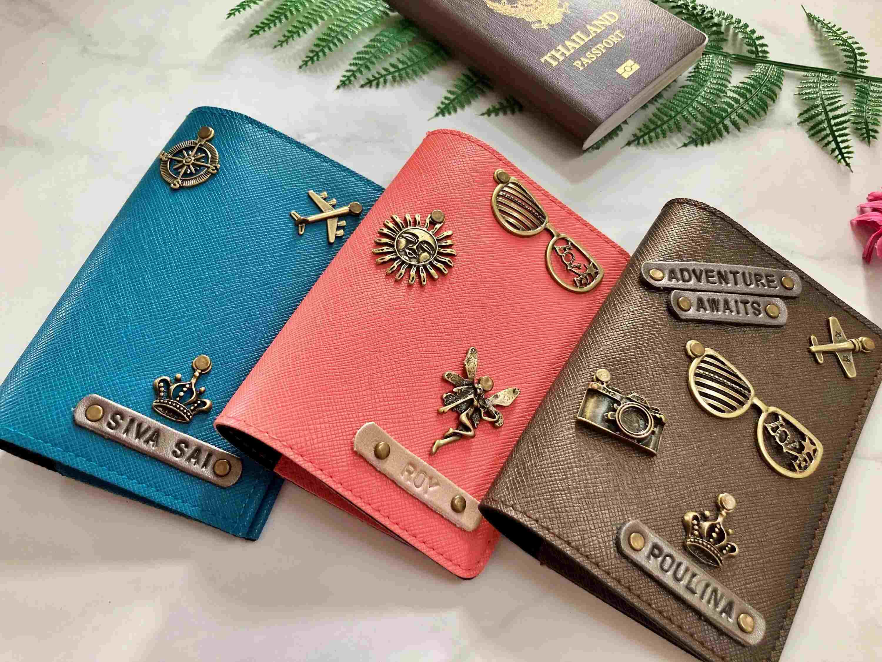 2023 nuova copertura per passaporto A +++ di alta qualità Classic Men Dog  Goyar Women Fashion Passport Holder Covers porta carte