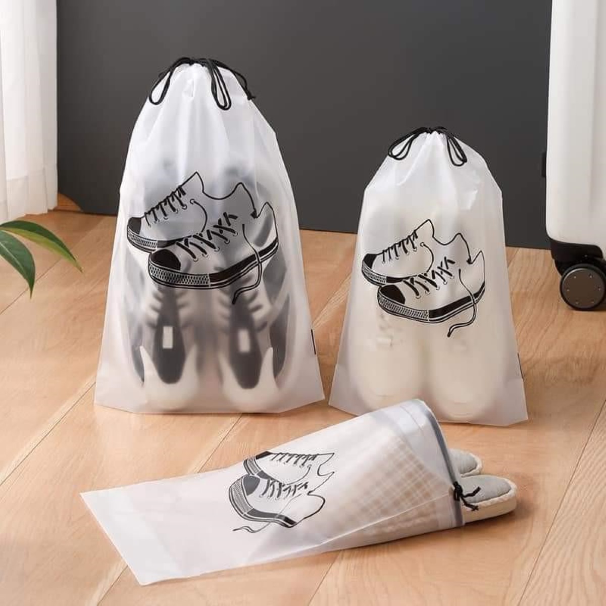 14 Amazing Plastic Shoe Bag for 2023 TouristSecrets