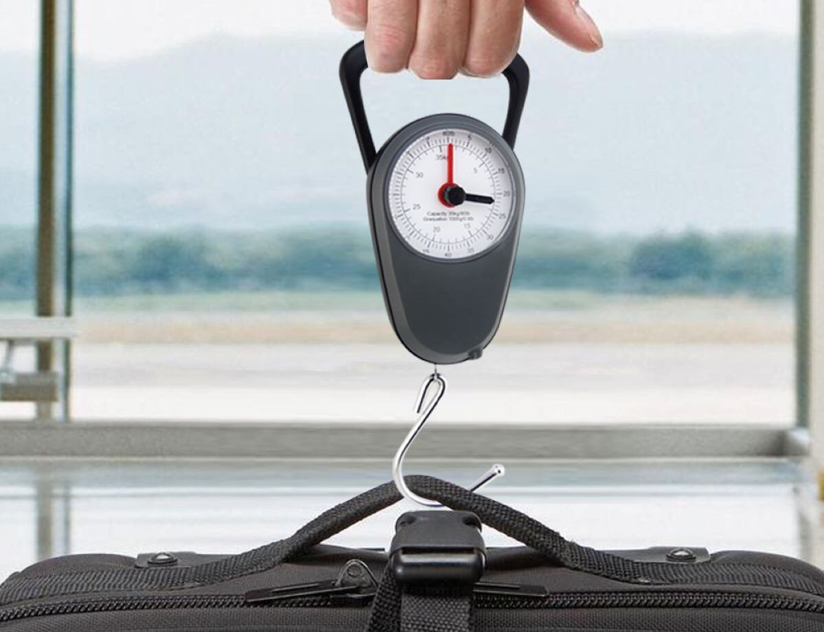 BAGAIL Luggage Scale, Digital Hanging Scale for Travel, Weight Scale with Backlit LCD Display, Portable Suitcase Weighing Scale with Hook, Strong