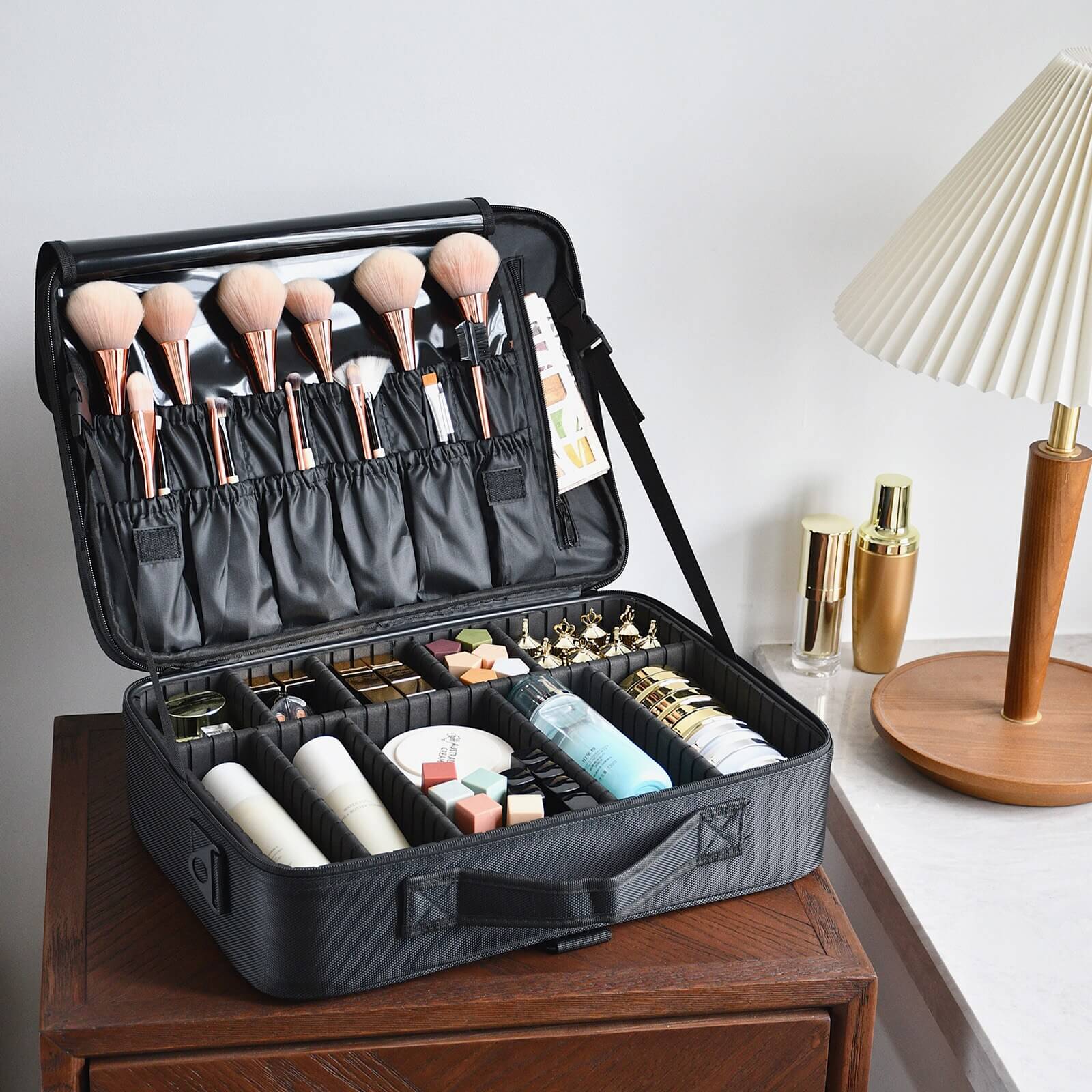 8 Best Professional Cosmetic Case for 2023 | TouristSecrets
