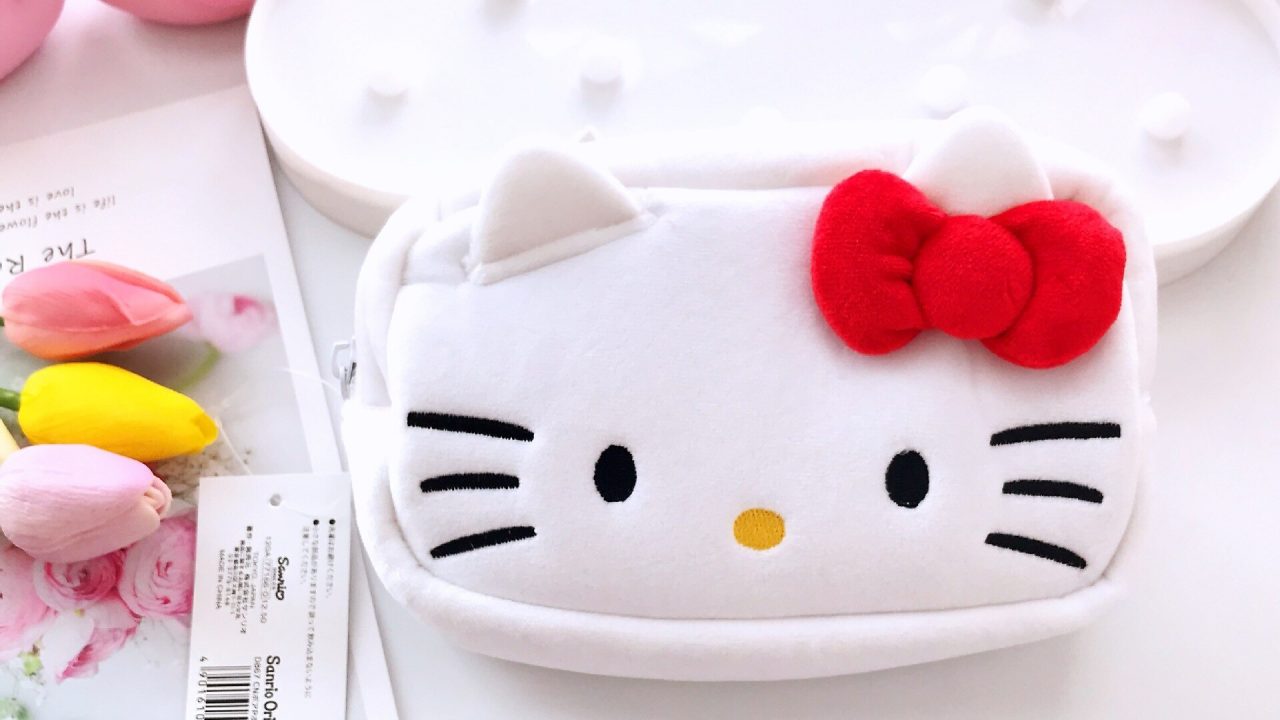 Friend Sanrio Kuromi Accessories Cosmetic Flat Vinyl Pouch Zipper Case Bag  7.9 in (W) × 5.5 in (H) × 0.4 in (D) (Girly)