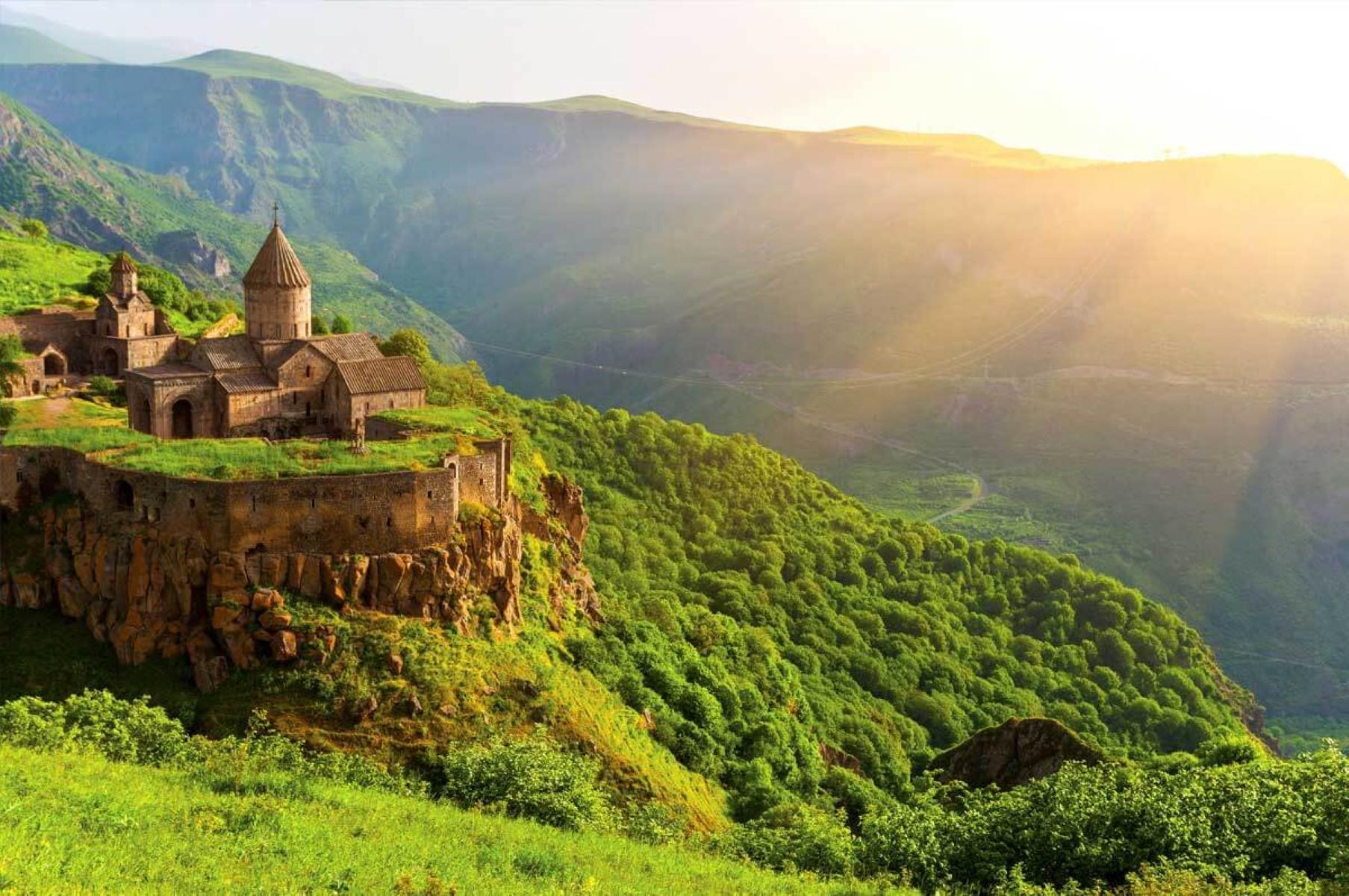 A Guide To Visiting Goris And Tatev Monastery | TouristSecrets