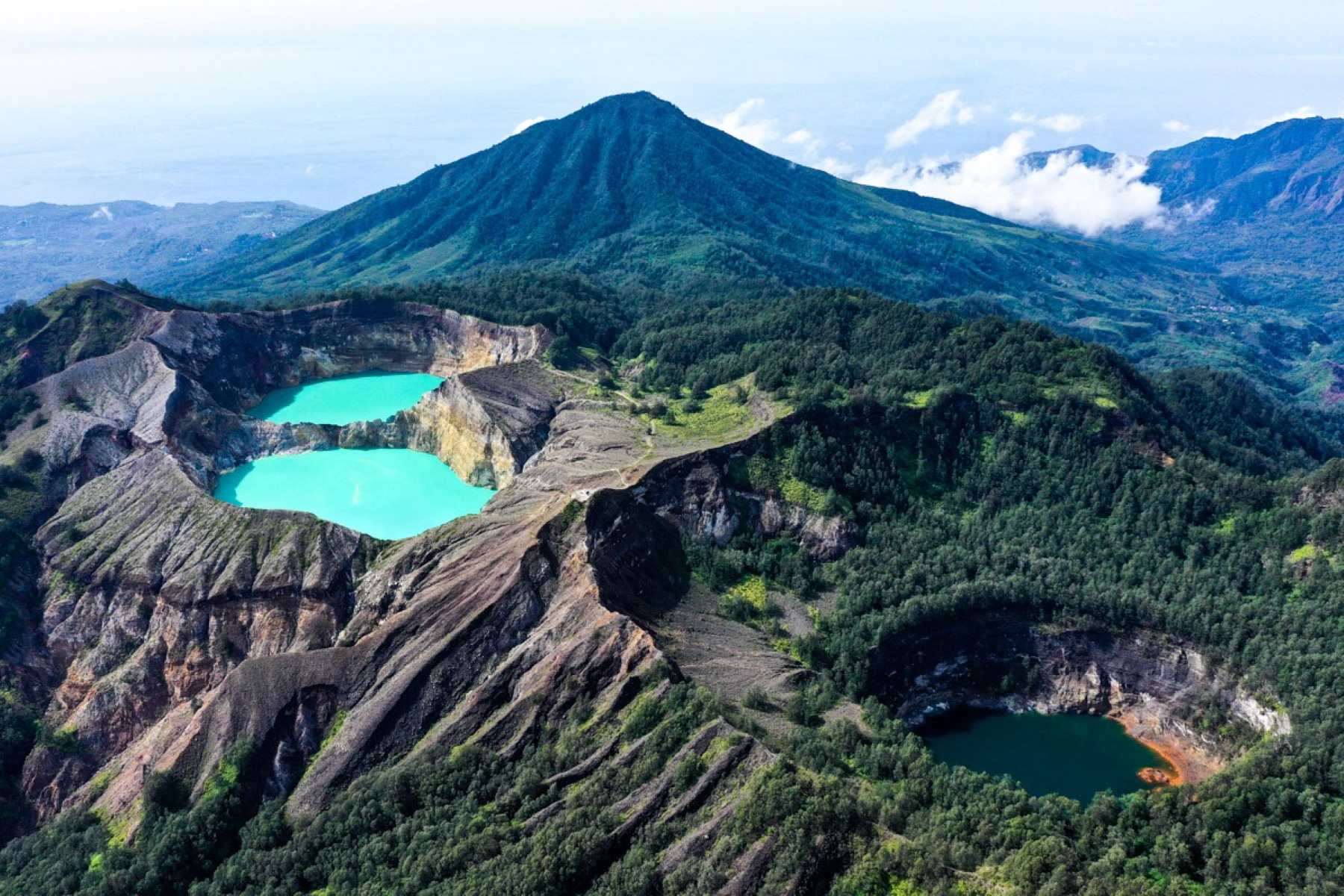 How to Get to Kelimutu Lakes in Flores, Indonesia | TouristSecrets