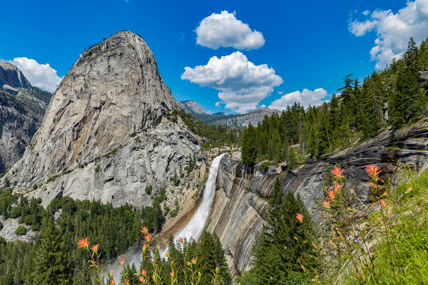 How To Hike Vernal And Nevada Falls In Yosemite - Mist Trail Hike ...