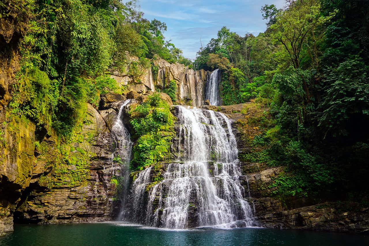 How To Visit Nauyaca Waterfalls - An Unmissable Place In Costa Rica ...