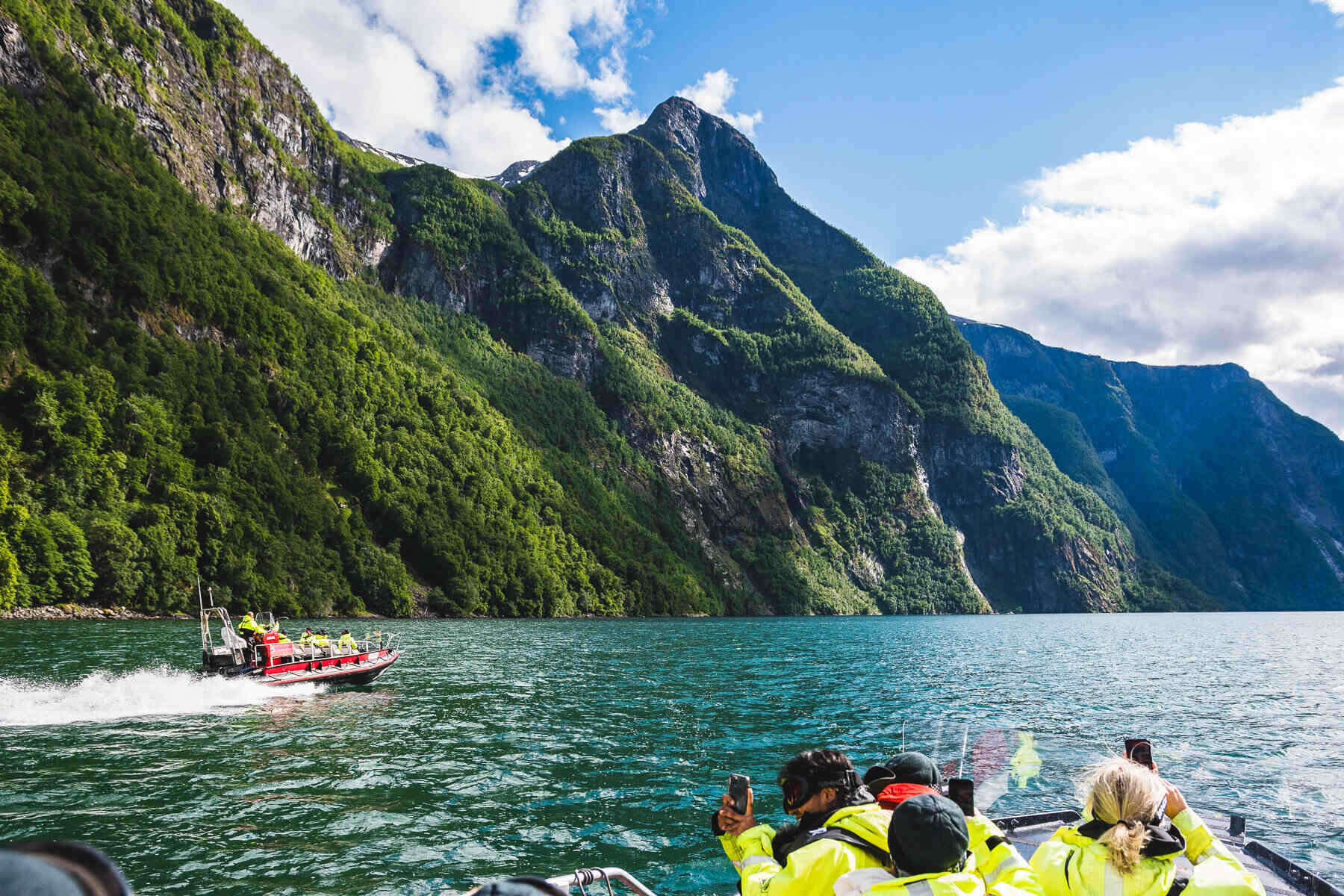 Spectacular surprises on a Flam fjord safari in Norway | TouristSecrets