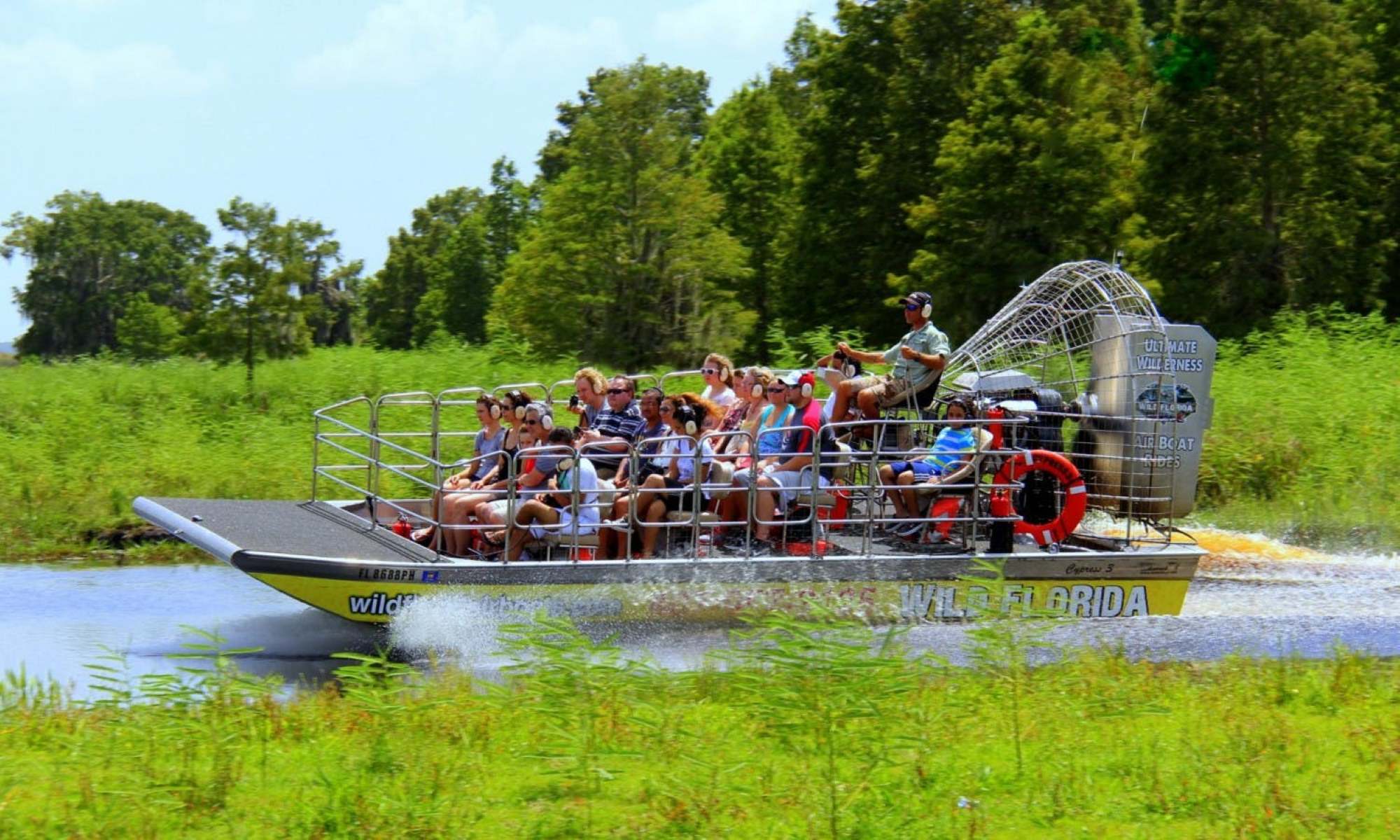 The 10 Best Airboat Rides Near Orlando | TouristSecrets