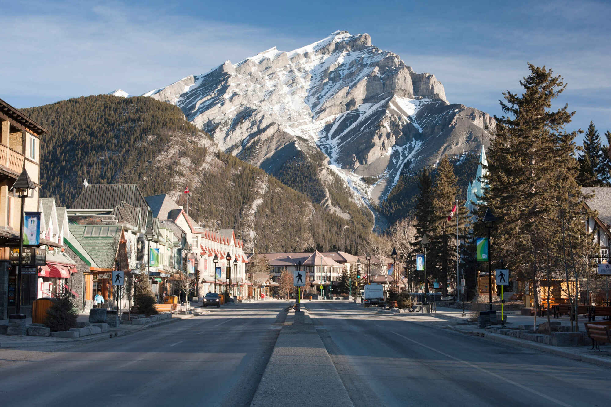 The ultimate list of après-ski spots in Alberta’s Rocky Mountains ...