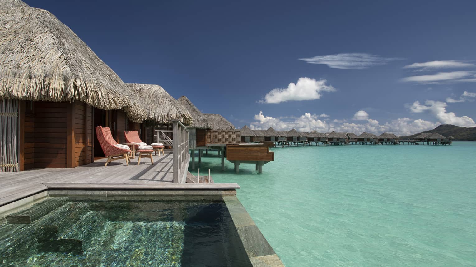 8 Best Overwater Bungalows In Bora Bora Touristsecrets 3766