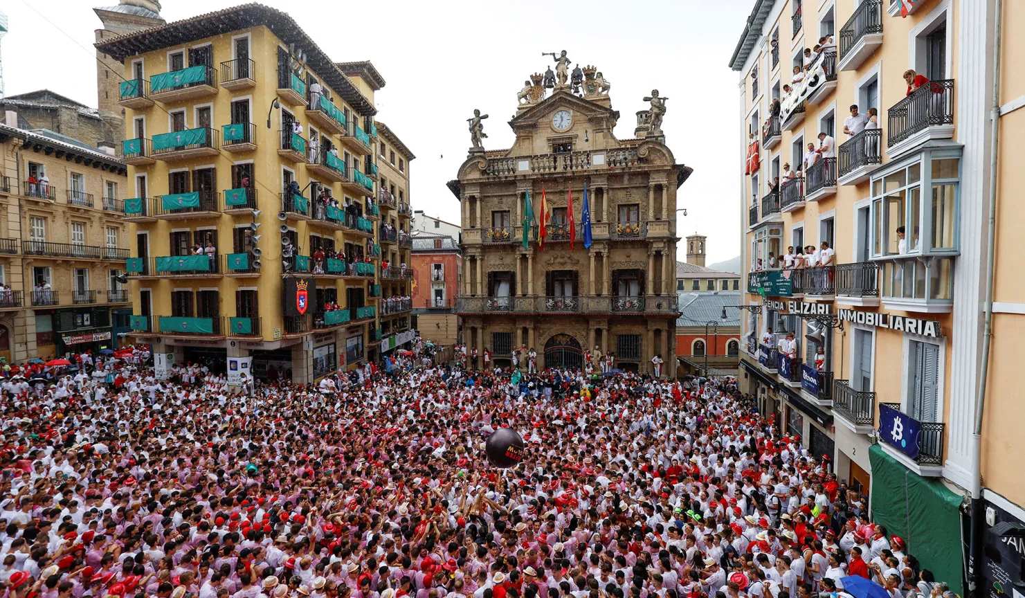 San Fermín Festival: Opening Ceremony | TouristSecrets