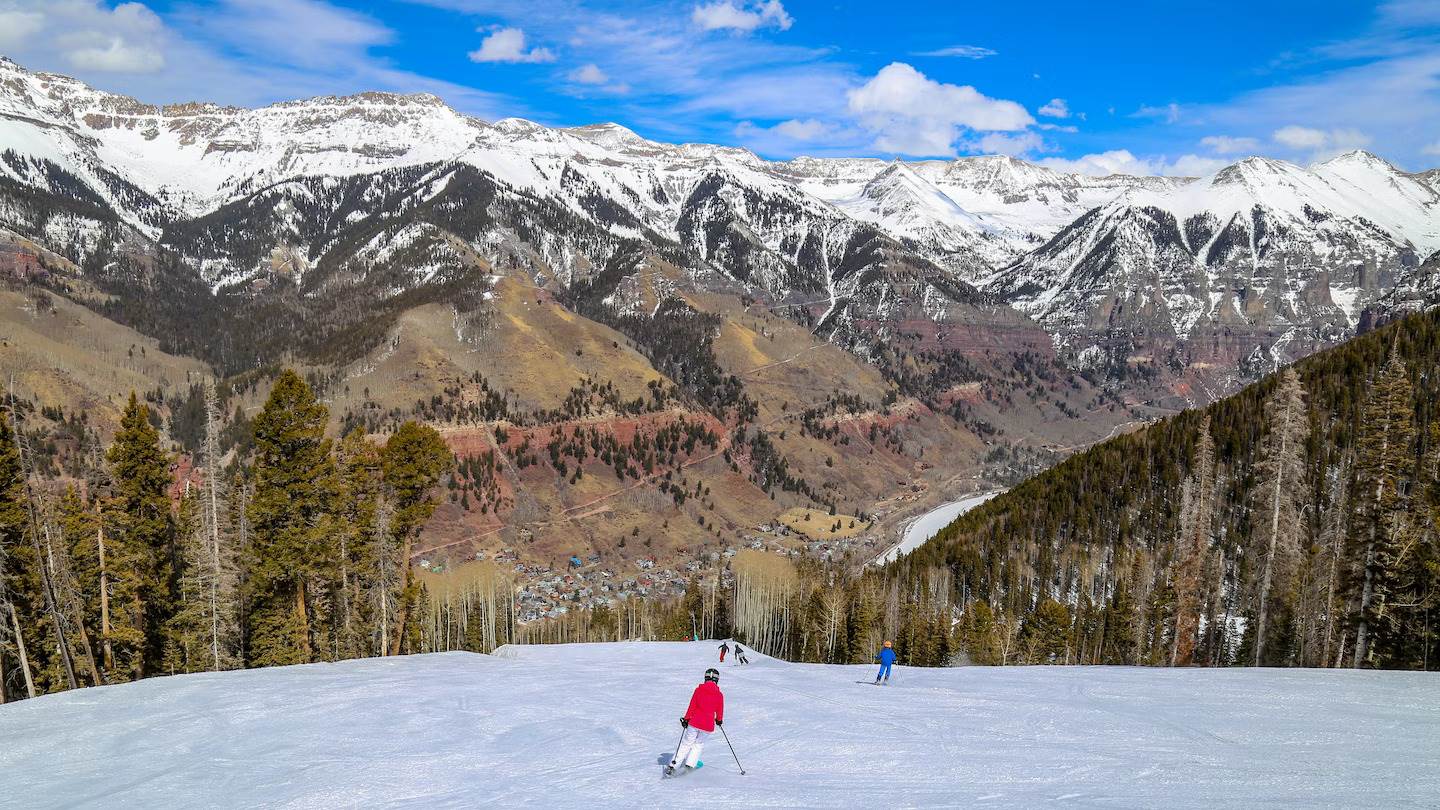 The Best Ski Destinations In North America | TouristSecrets