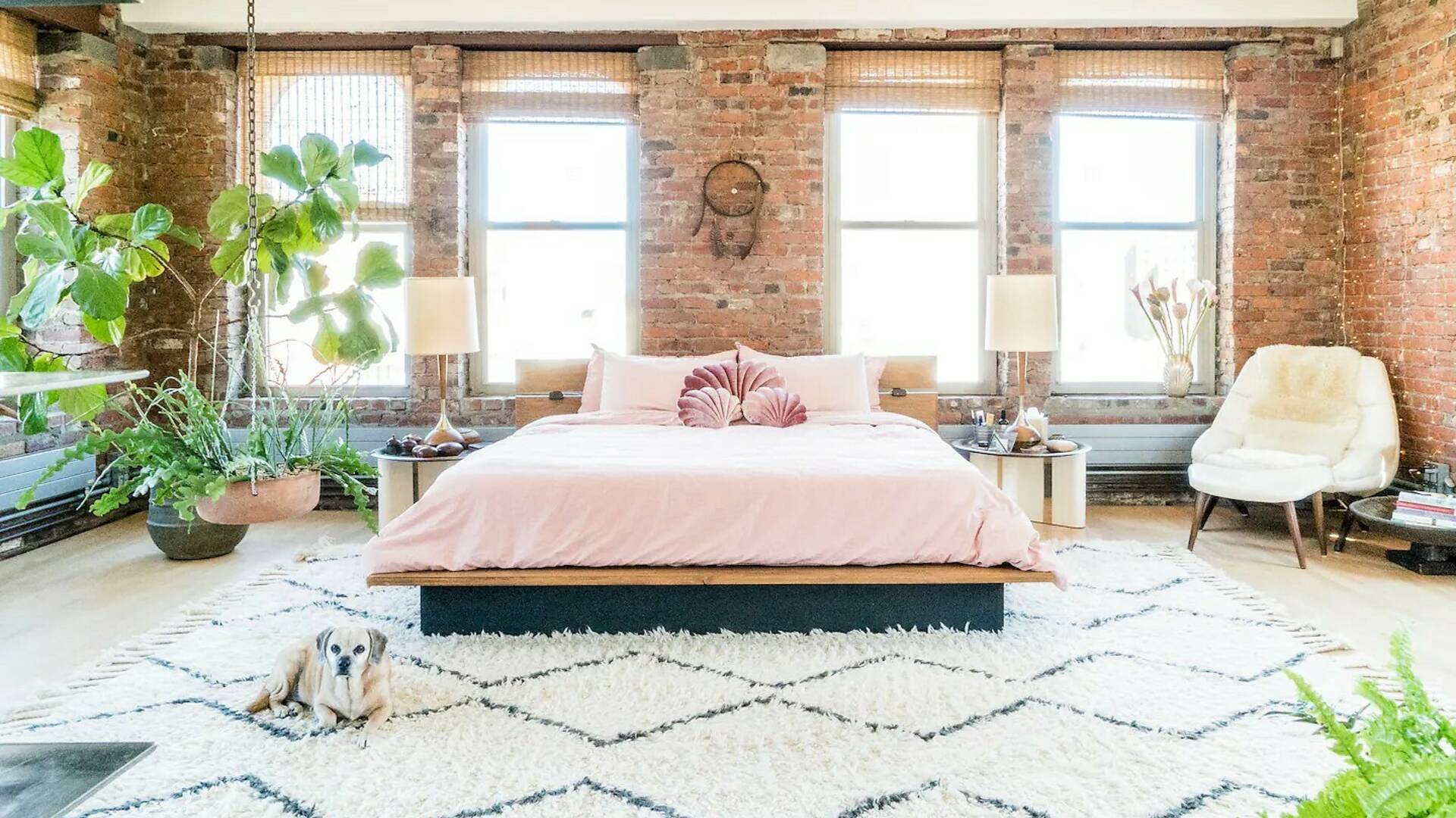 The Coolest Airbnbs In New York City | TouristSecrets