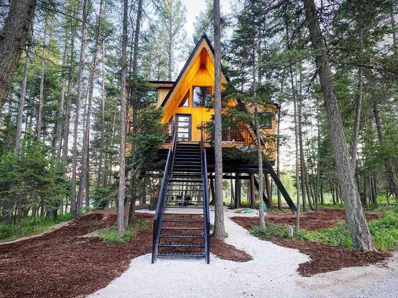 The Coolest Airbnbs In The Pacific Northwest | TouristSecrets