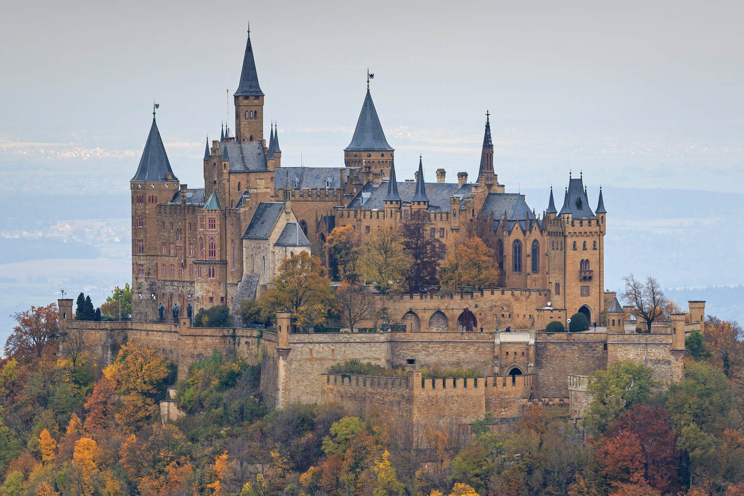 the-ultimate-guide-to-hohenzollern-sigmaringen-castle