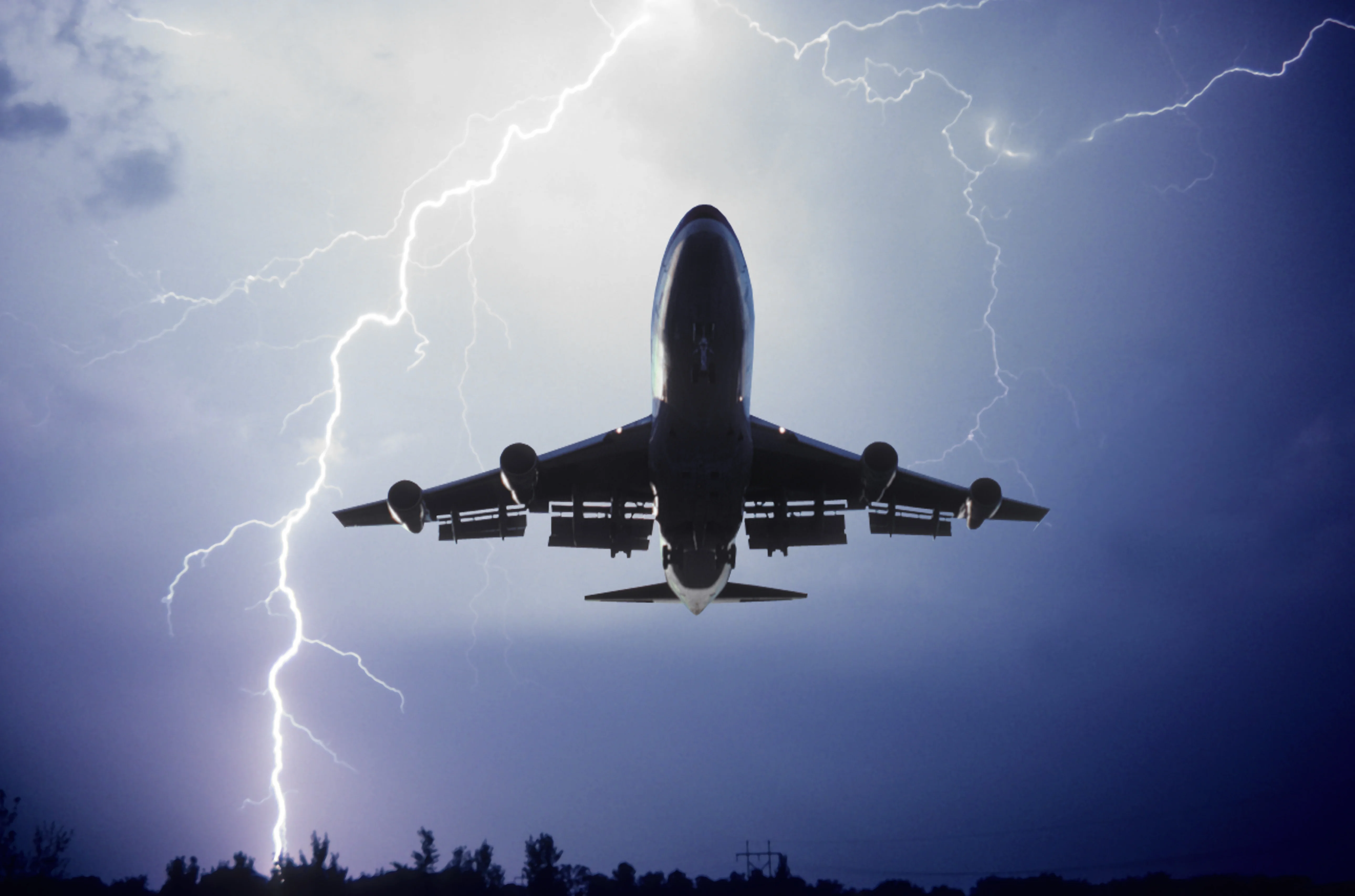 What Happens If An Airplane Gets Struck By Lightning Touristsecrets 