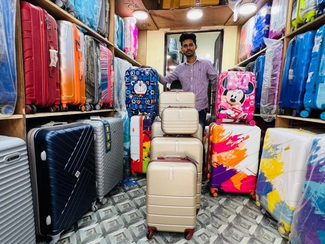 Suitcase buy best sale near me