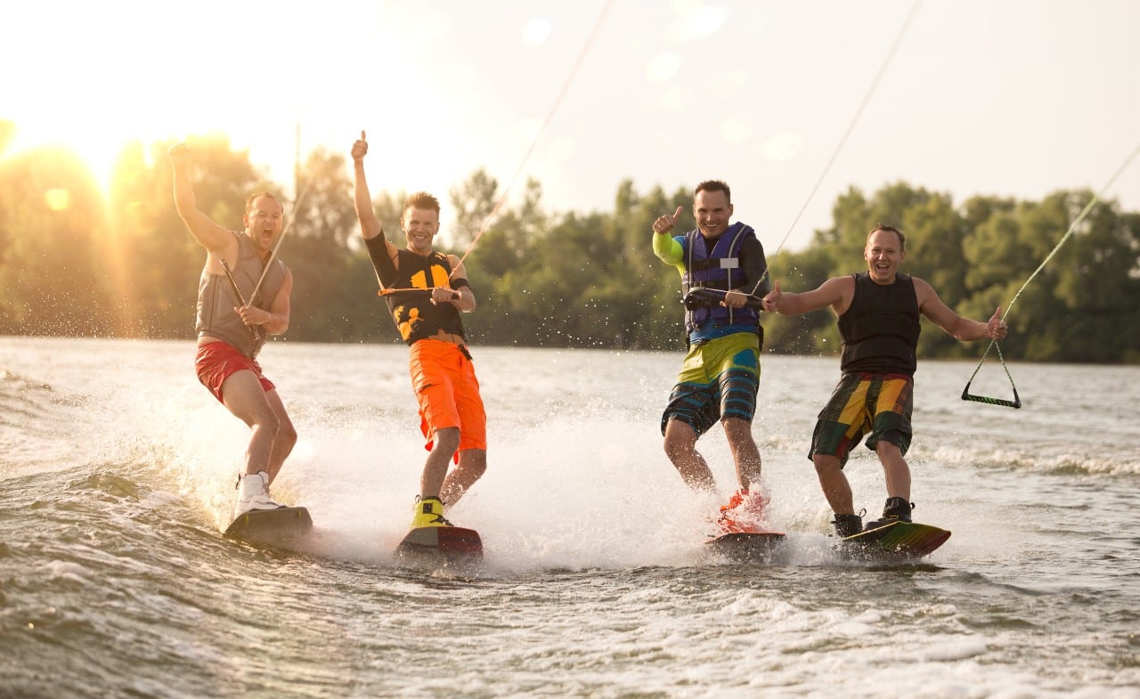 Deciphering Hand Signals in Water Skiing: Safety Tips | TouristSecrets