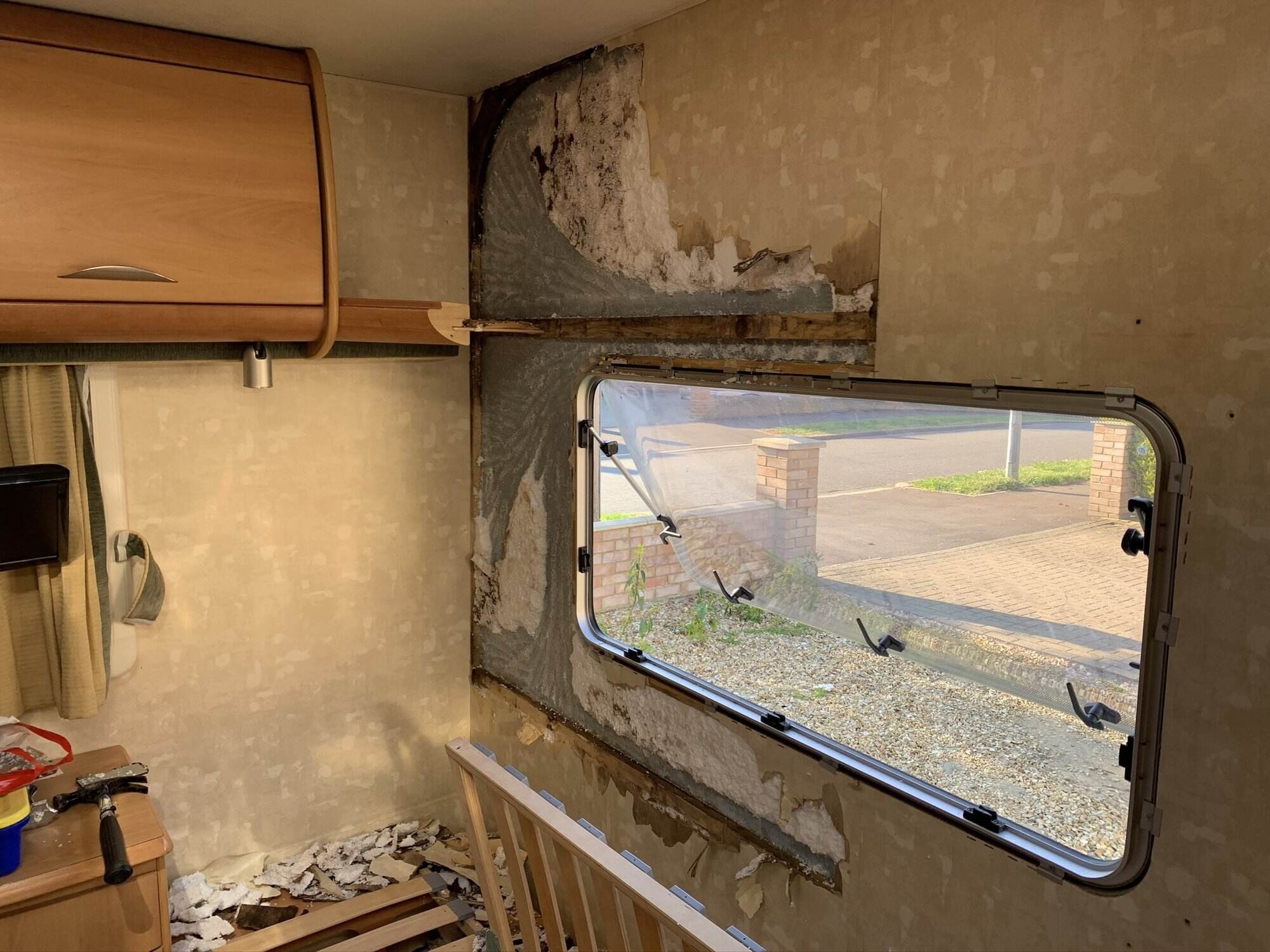 how-much-does-it-cost-to-repair-damp-in-a-caravan-touristsecrets