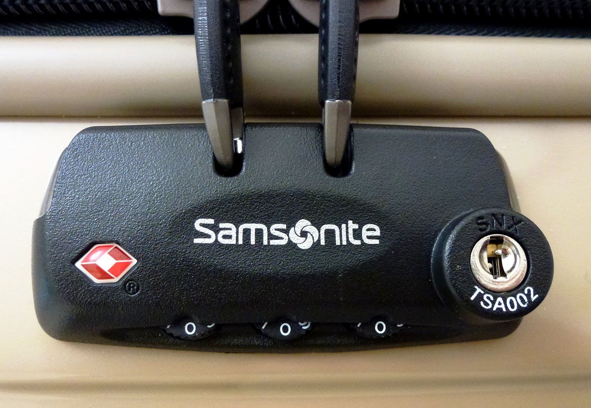 how-to-reset-samsonite-tsa-002-lock-touristsecrets