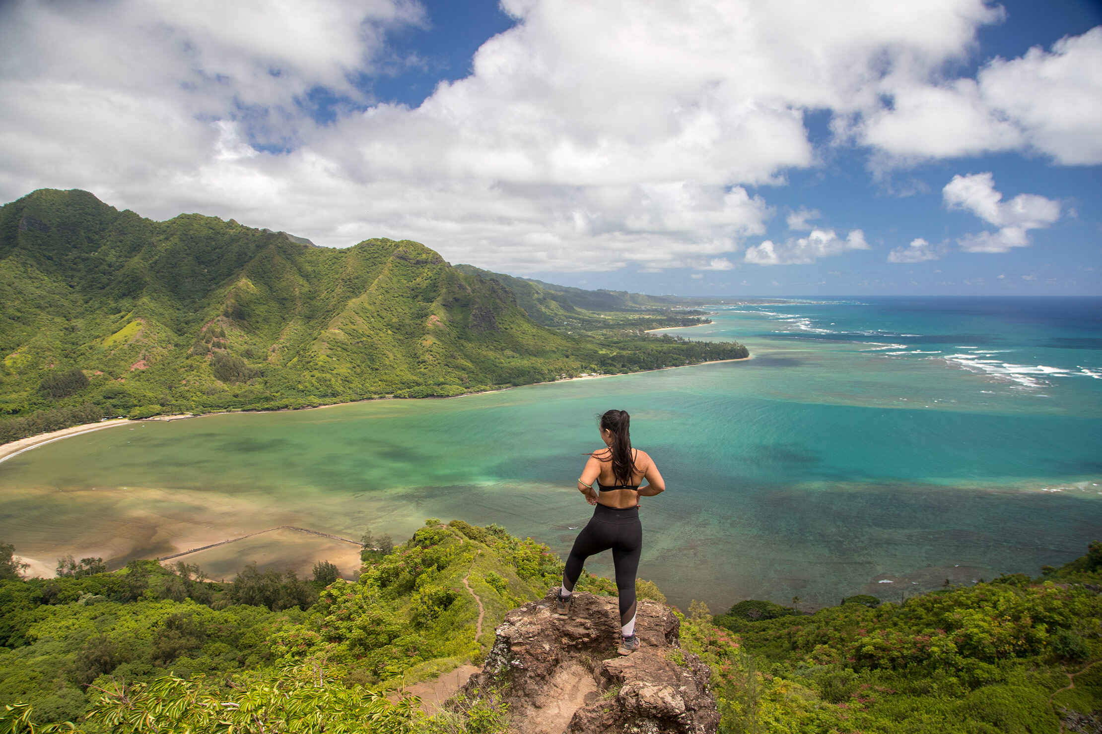 What To Wear Hiking In Hawaii | TouristSecrets