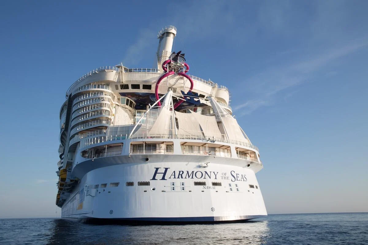 How Are Cruise Ships Able To Float | TouristSecrets