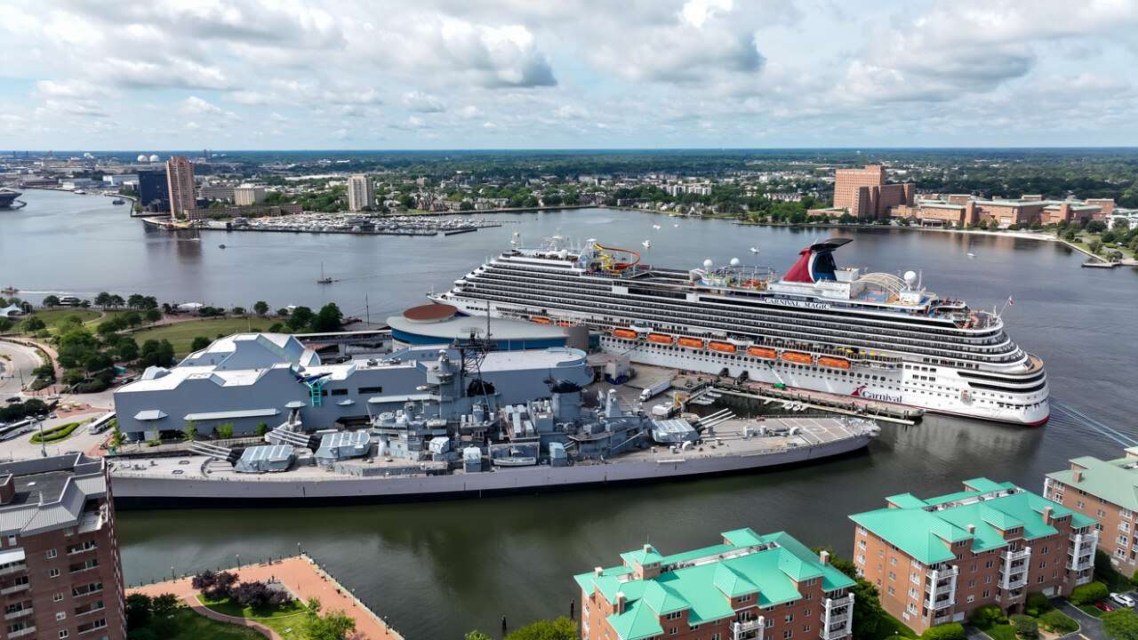 what-cruise-ships-leave-from-norfolk-va