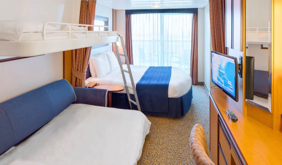 What Is An Upper Pullman Bed On Carnival Cruise | TouristSecrets