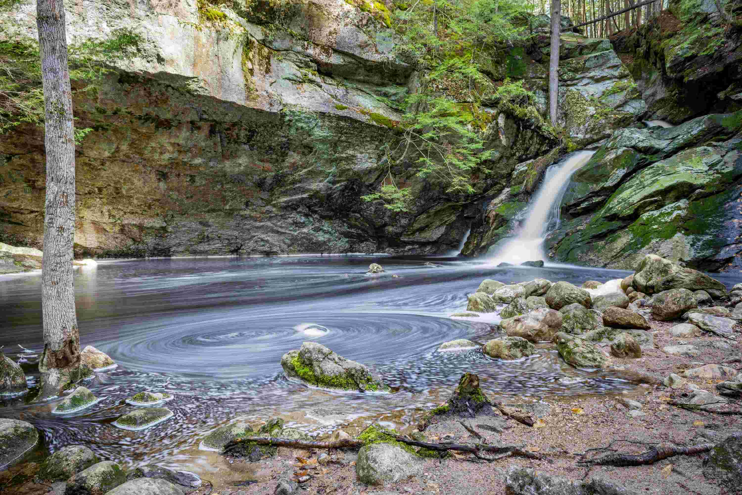 5 Scenic Hikes to Take in Concord, New Hampshire  TouristSecrets