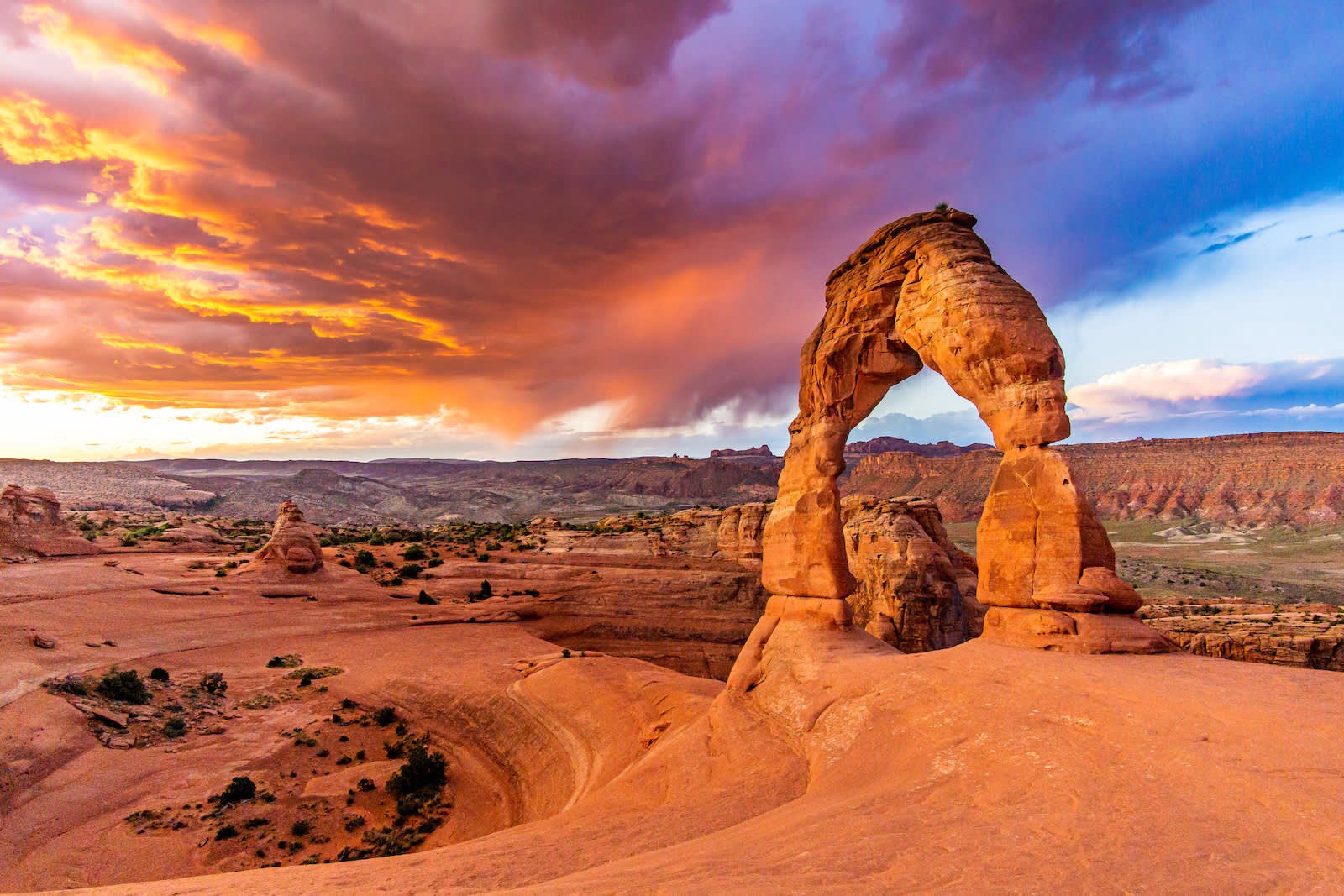 Arches National Park - Utah's Red Rock Wonderland | TouristSecrets