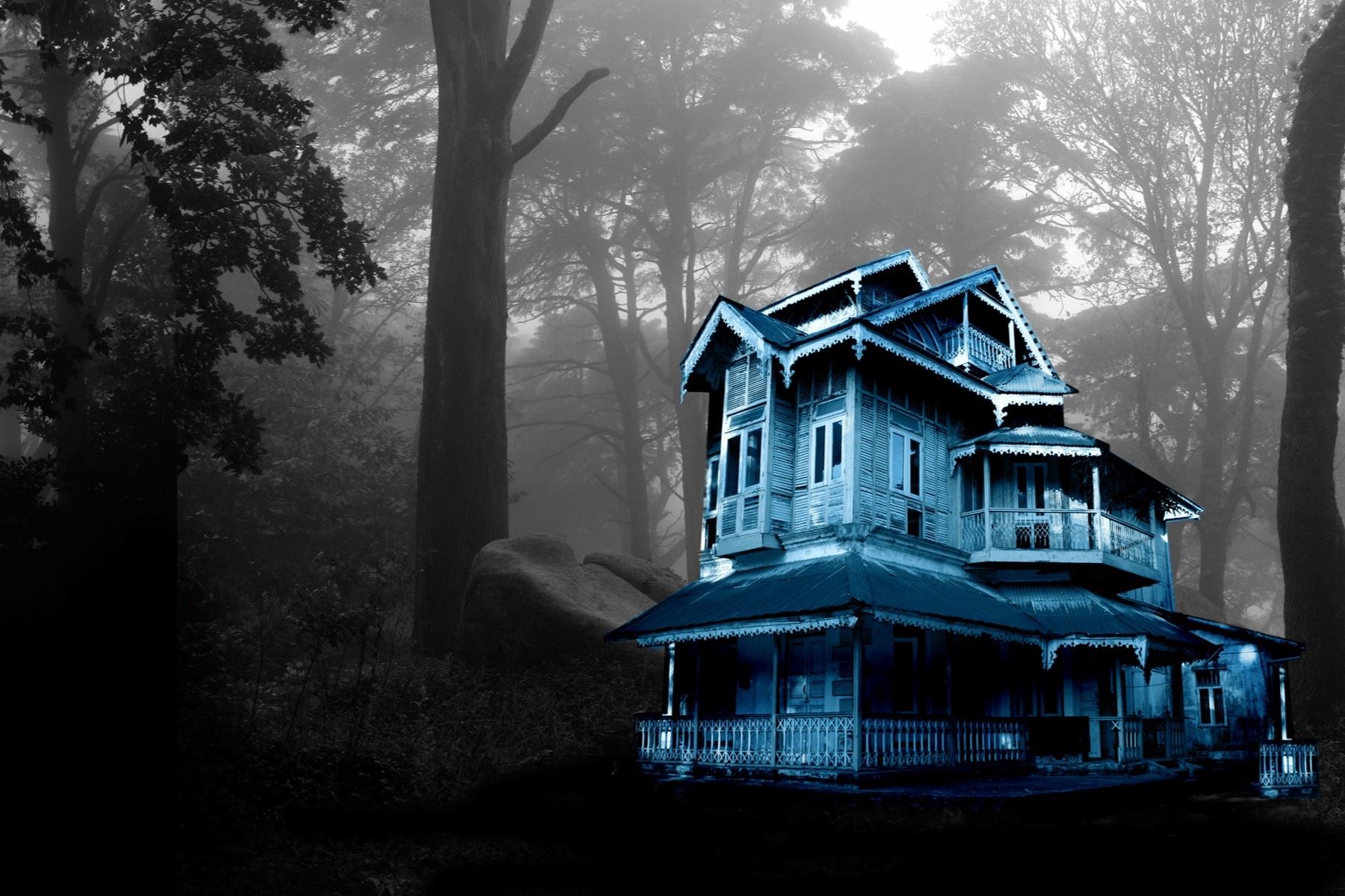 canadas-spookiest-locations-you-need-to-see