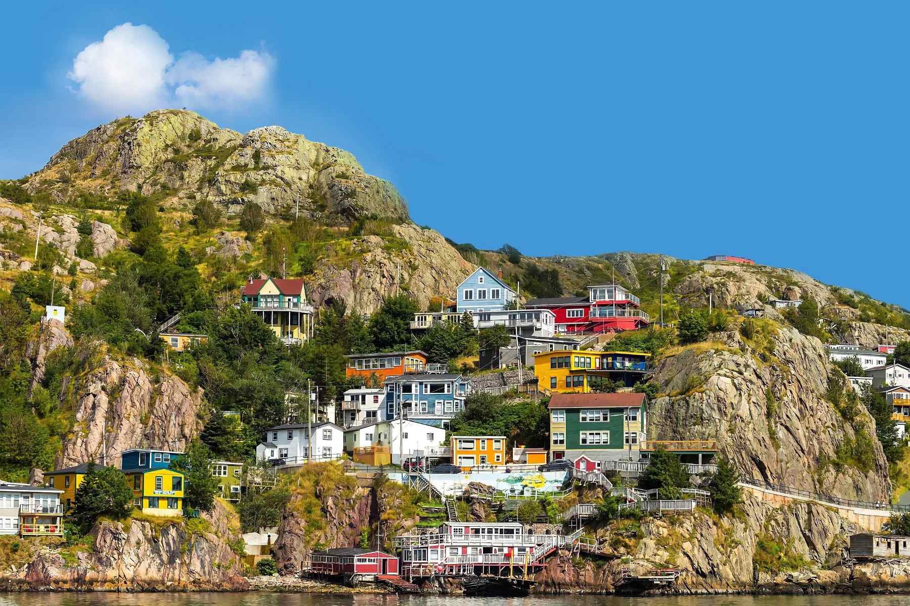 hidden-gems-20-stunning-towns-and-villages-in-canada