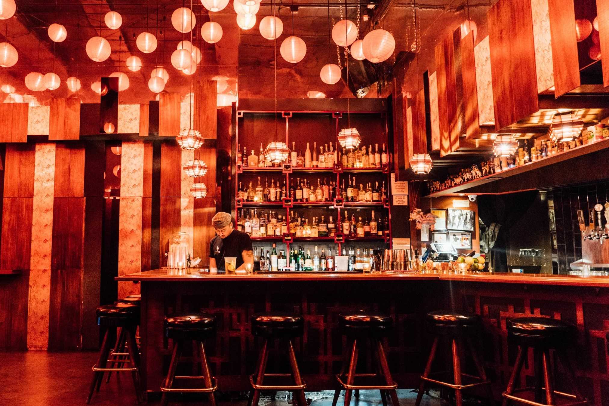 Hidden Gems: Best Bars In New York City's Chinatown | TouristSecrets