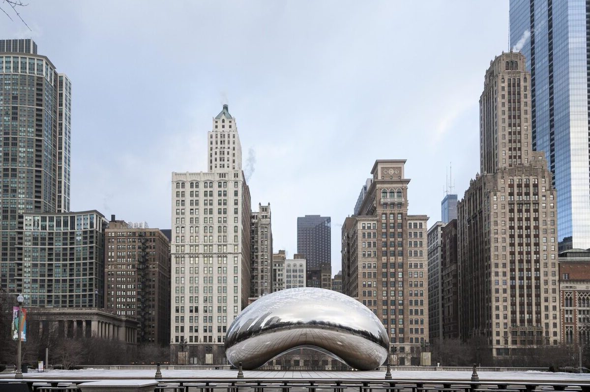 Michigan Avenue - Chicago's Magnificent Mile | TouristSecrets