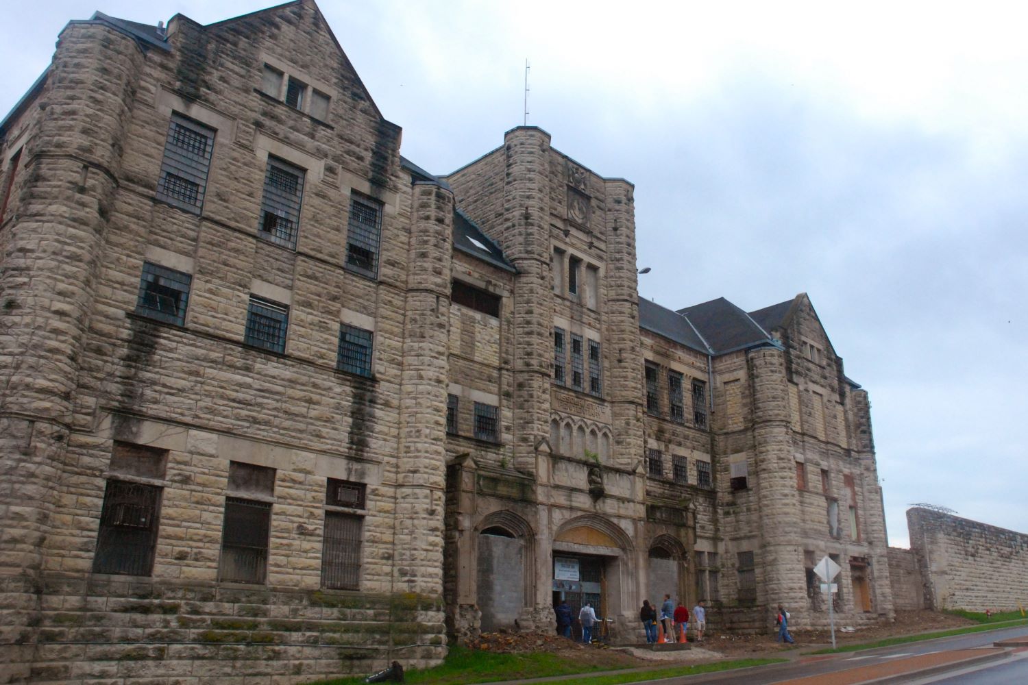 haunted-thrills-at-missouri-state-penitentiary-tours